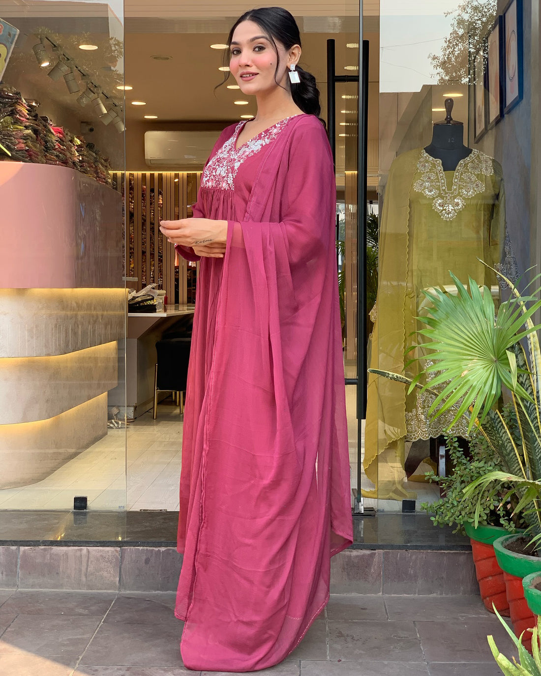 Aayushi