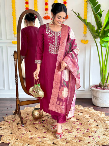 Viscose Chanderi Kurta Set With Dupatta