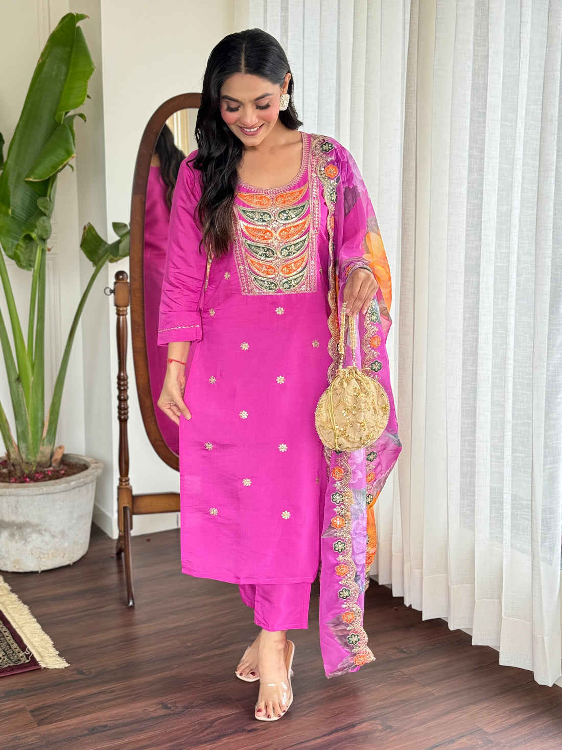 WOMEN Embrodairy Stright Kurta Set