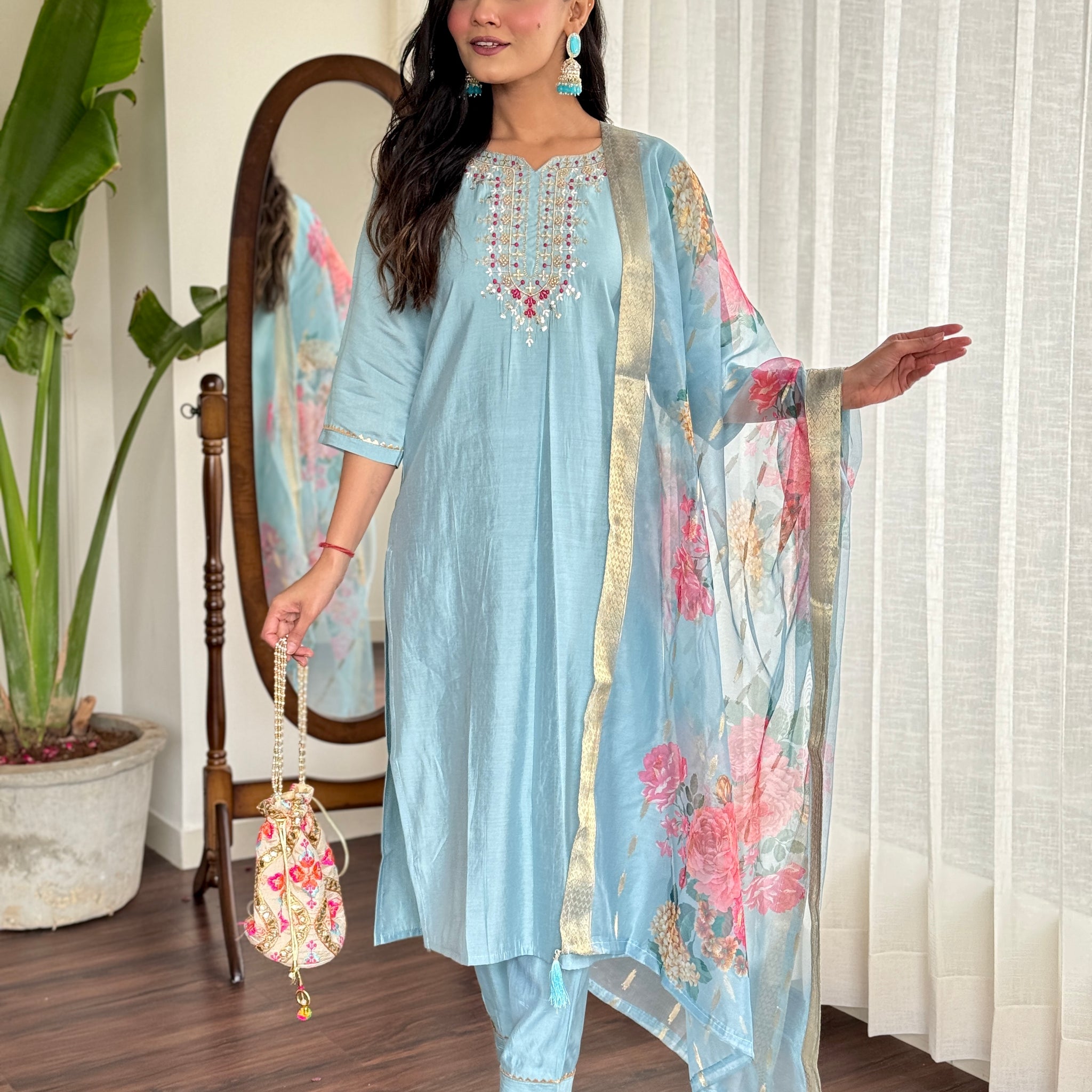 Women Embroidered Chanderi  SILK KURTA SET