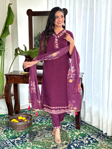 Deep Purple Viscose Chanderi Kurta Set With Dupatta