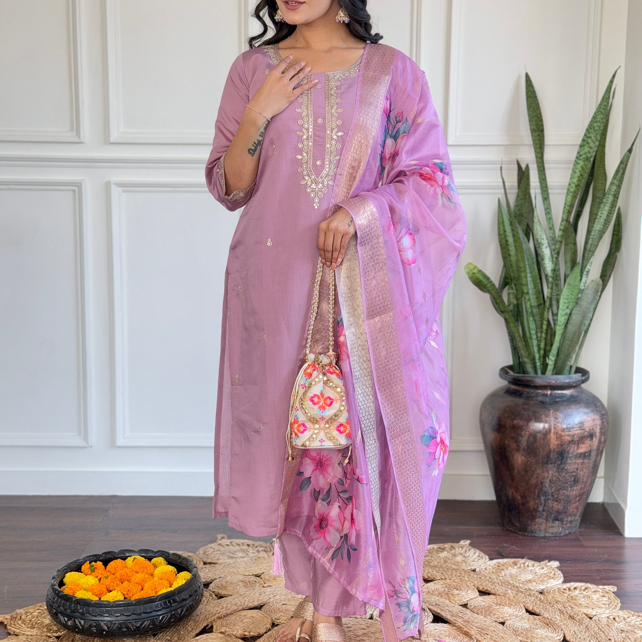 Women Embroidered CHANDERI & Jacquard Butti DUPAATA SET