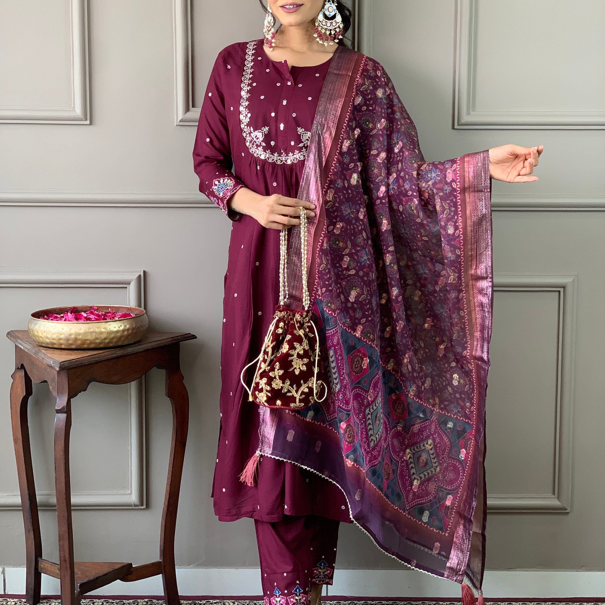 Viscose Chanderi Kurta With Pant And Jacquard Printed Dupatta