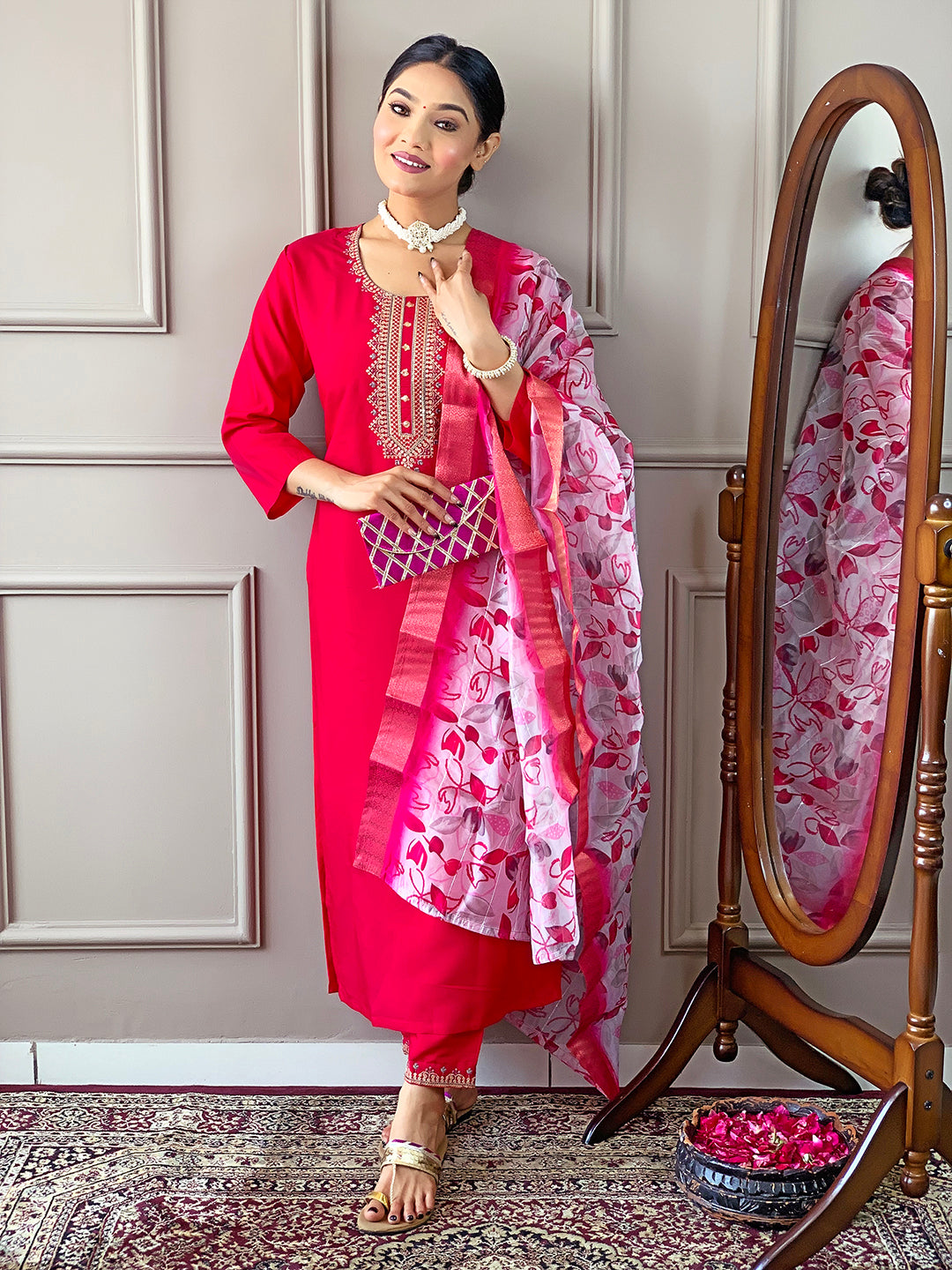 Red Viscose Chanderi Kurta Set With Dupatta