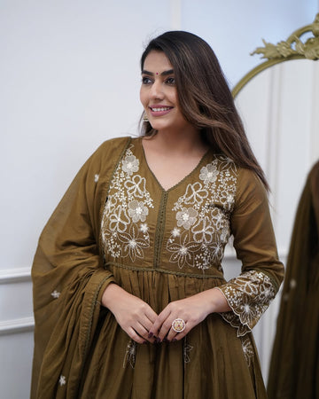 Lightweight Printed Kurta Set With Graceful Dupatta