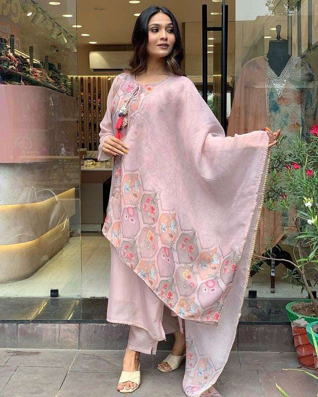 WOMEN  PRINTED EMBRODAIRY VISCOSE MUSLIN KURTA SET